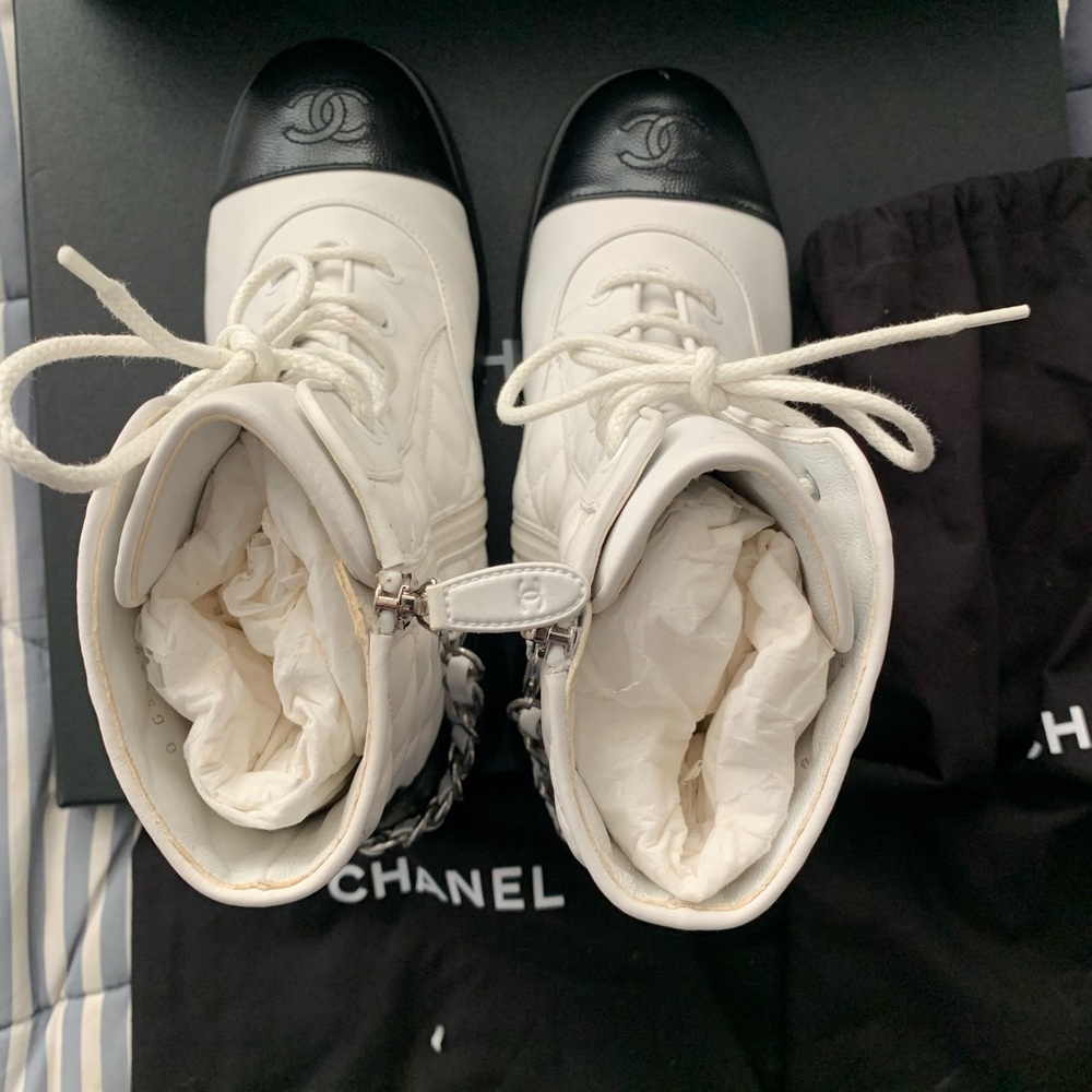 CHANEL Black and White Quilted Lace-Up Boots